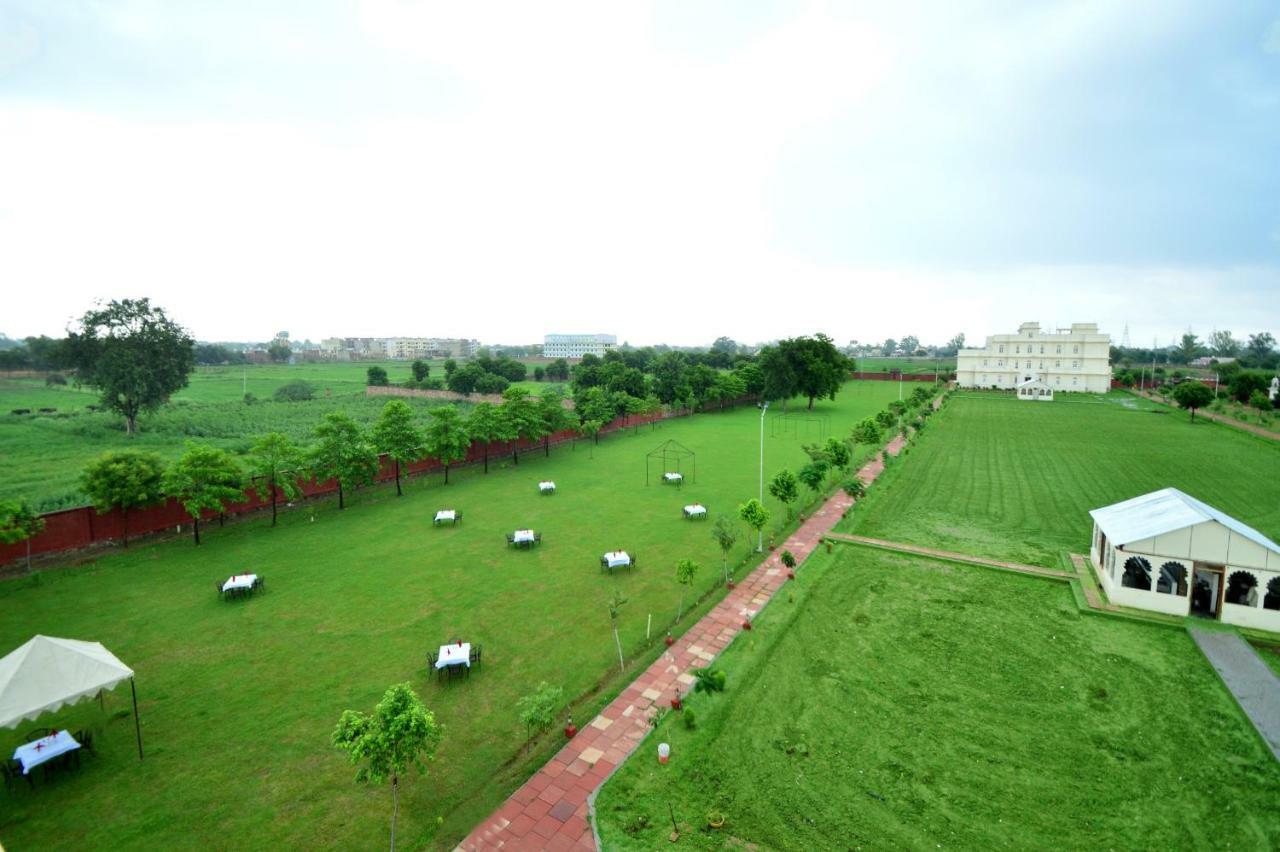Aaram Baagh Resort & Spa Agra- By Pachar Group Agra  Exterior foto