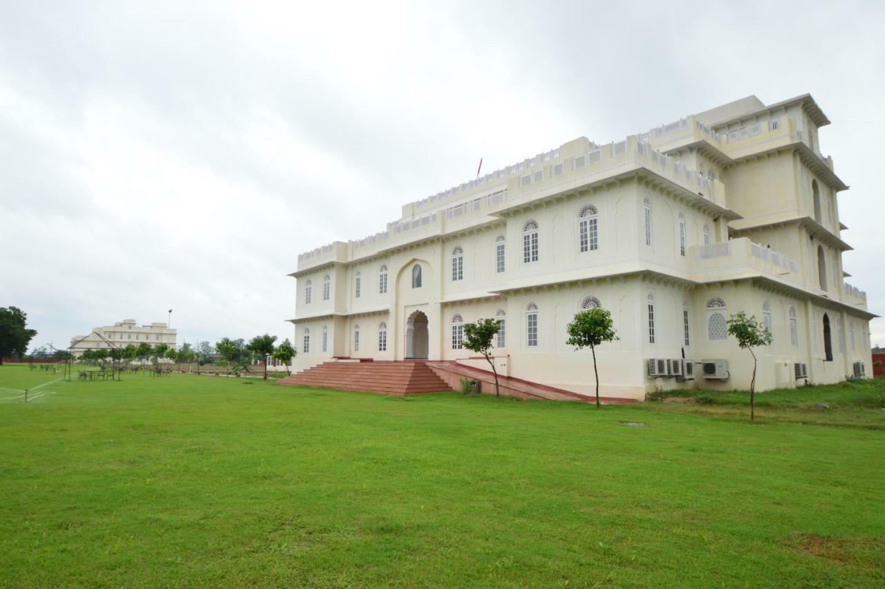 Aaram Baagh Resort & Spa Agra- By Pachar Group Agra  Exterior foto