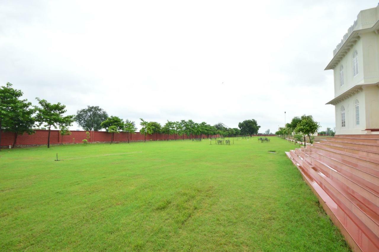 Aaram Baagh Resort & Spa Agra- By Pachar Group Agra  Exterior foto